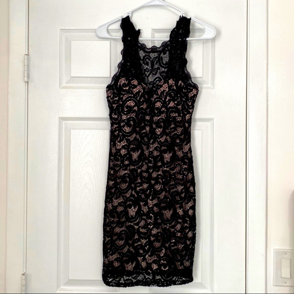 Black Sequin Laced Dress 🖤